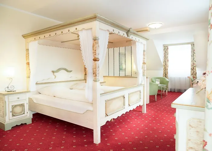Hotell Seeblick 3*